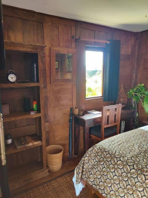 The Hidden Escapes Bingin- Sunset Rooftop Wood House With Ocean View & Private Kitchen 乌鲁瓦图 外观 照片