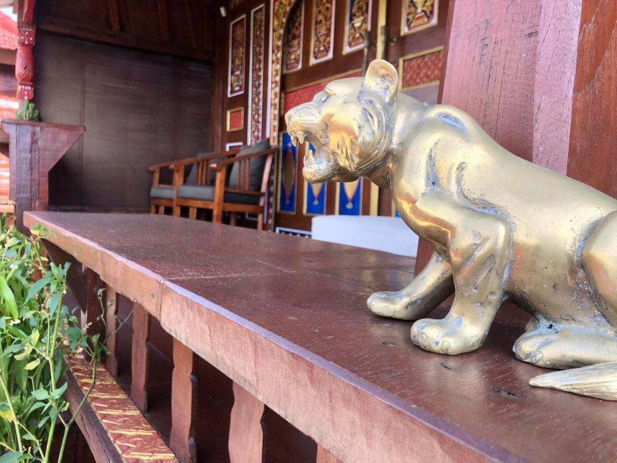 The Hidden Escapes Bingin- Sunset Rooftop Wood House With Ocean View & Private Kitchen 乌鲁瓦图 外观 照片