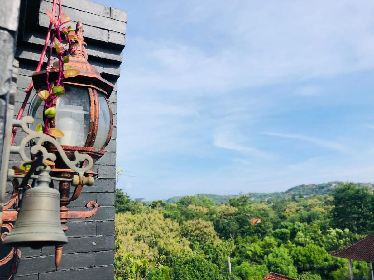 The Hidden Escapes Bingin- Sunset Rooftop Wood House With Ocean View & Private Kitchen 乌鲁瓦图 外观 照片