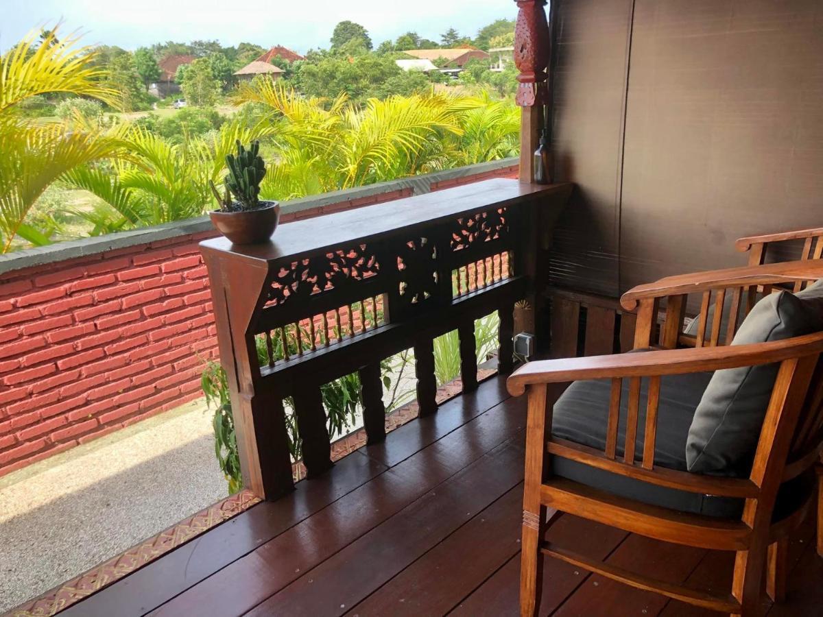The Hidden Escapes Bingin- Sunset Rooftop Wood House With Ocean View & Private Kitchen 乌鲁瓦图 外观 照片
